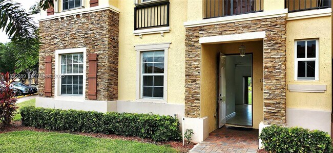 Photo - 3350 NE 13th Cir Dr Unidad 101-21