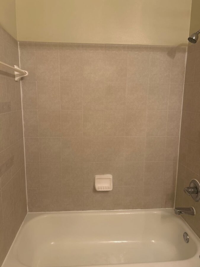 Photo - 03-208 Cook Unidad 03-208 - B