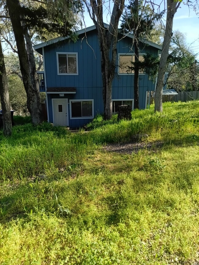 Photo - 14715 Cresta Ave