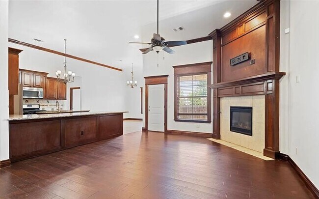 Photo - Welcome Home! 4 Bedroom + 3 bathroom + 3 c...