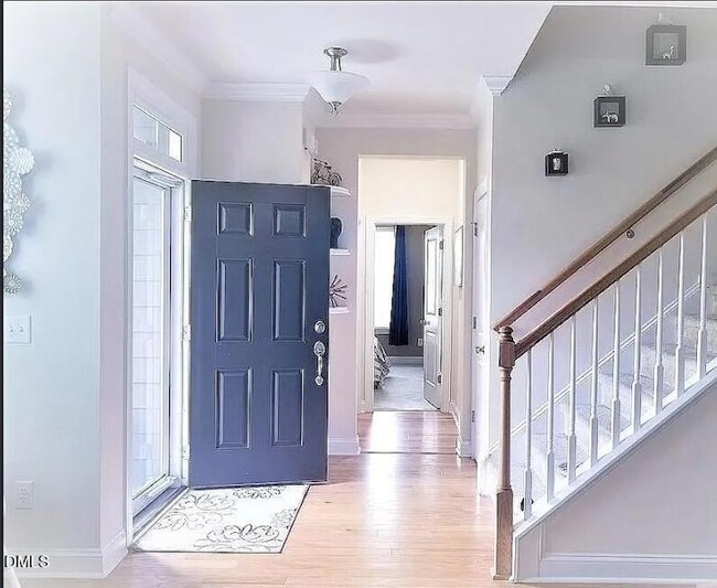 Photo - 1104 Midvale Ave