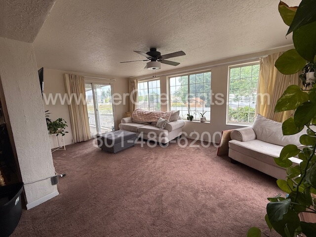 Photo - NO DEPOSIT Option Available for Qualified Renters!