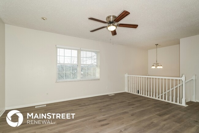 Photo - 1739 Hilltop Ln
