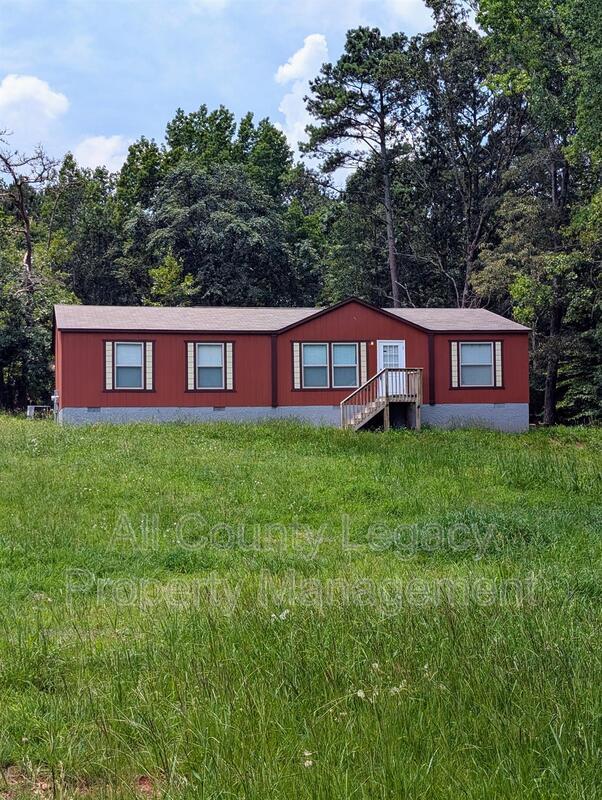 Photo - 1967 GA Hwy 211 House