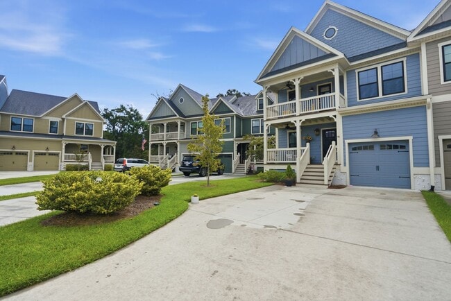 46 Old Stoney Ln