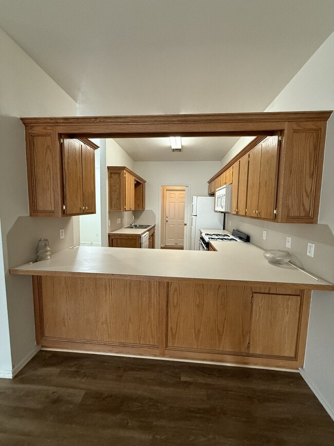 Photo - 701 S Stoneybrook St