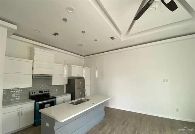 Photo - 13 Glasscock Unit 6