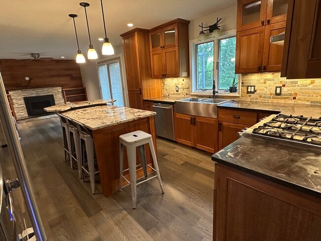 Photo - 1009 Stanford Dr