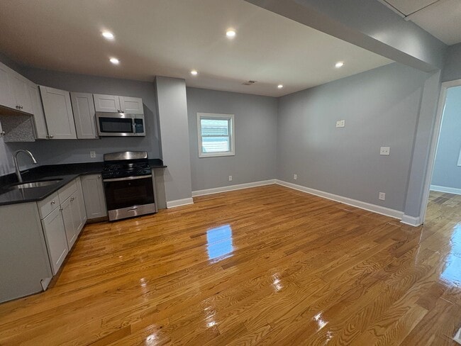 Photo - 1224 Monroe Ave Unidad 1