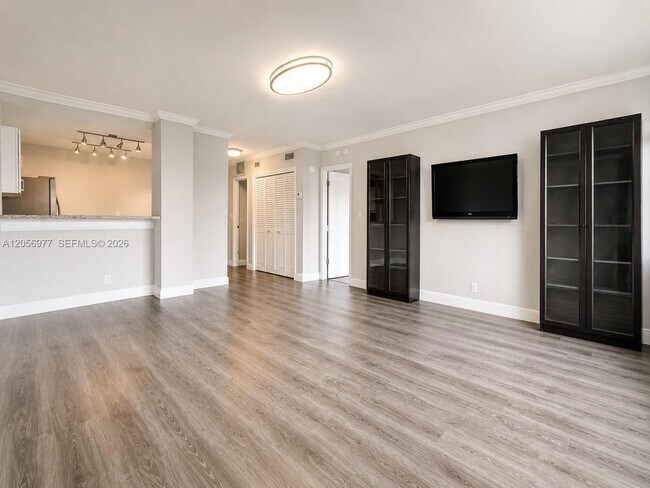 Photo - 1881 Middle River Dr Unit 604