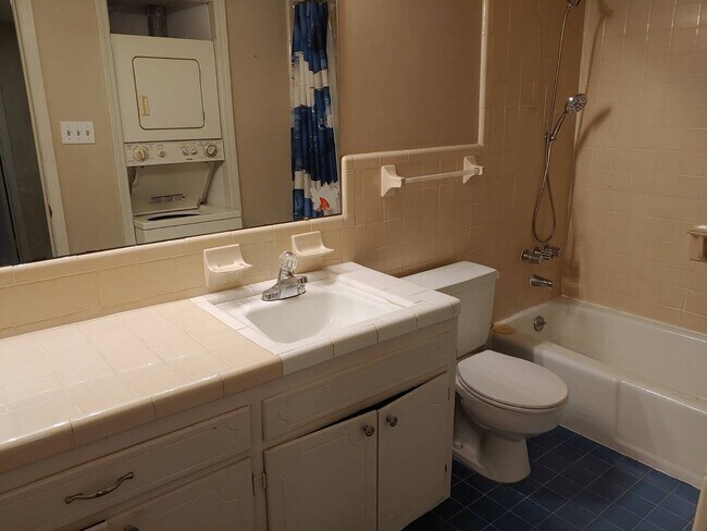 Photo - 2080 Montreat Cir