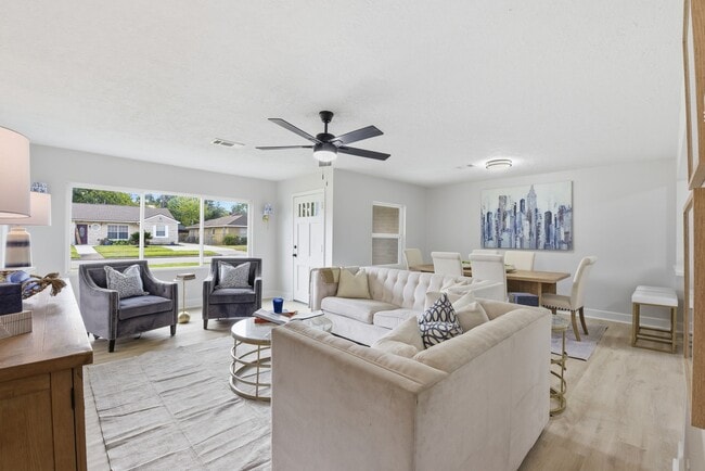 Building Photo - 3411 Wentworth St