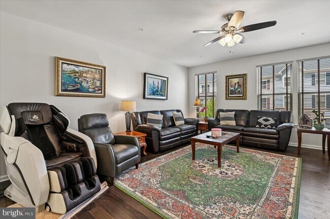 Photo - 8261 Kippis Rd
