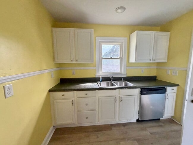 Photo - Coming Soon! Masonboro-south Wilmington location charming country home