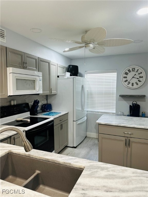Building Photo - 4002 SE 19th Ave Unit 106 Rental