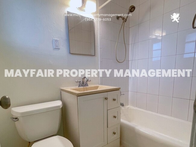 Photo - 629 NE 15th Ave Unit 2