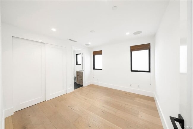 Photo - 616 Acacia Ave