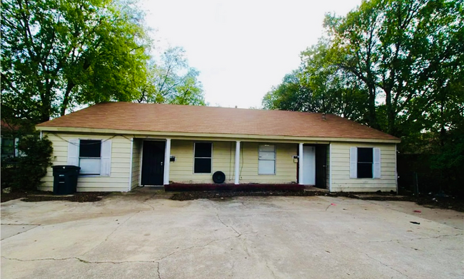 Building Photo - 1502 Duncan Ave Rental