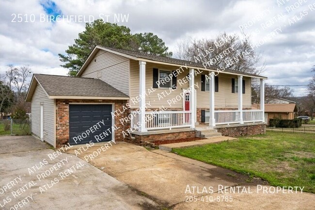 Photo - 2510 Birchfield St NW