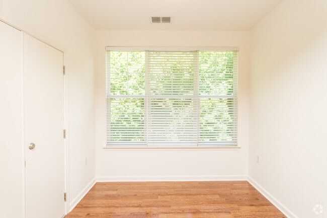 2BR, 2BA With Sunroom - The Wayfarer - Sunroom