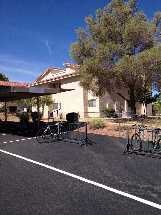 Foto principal - 1326 Georgia Ave