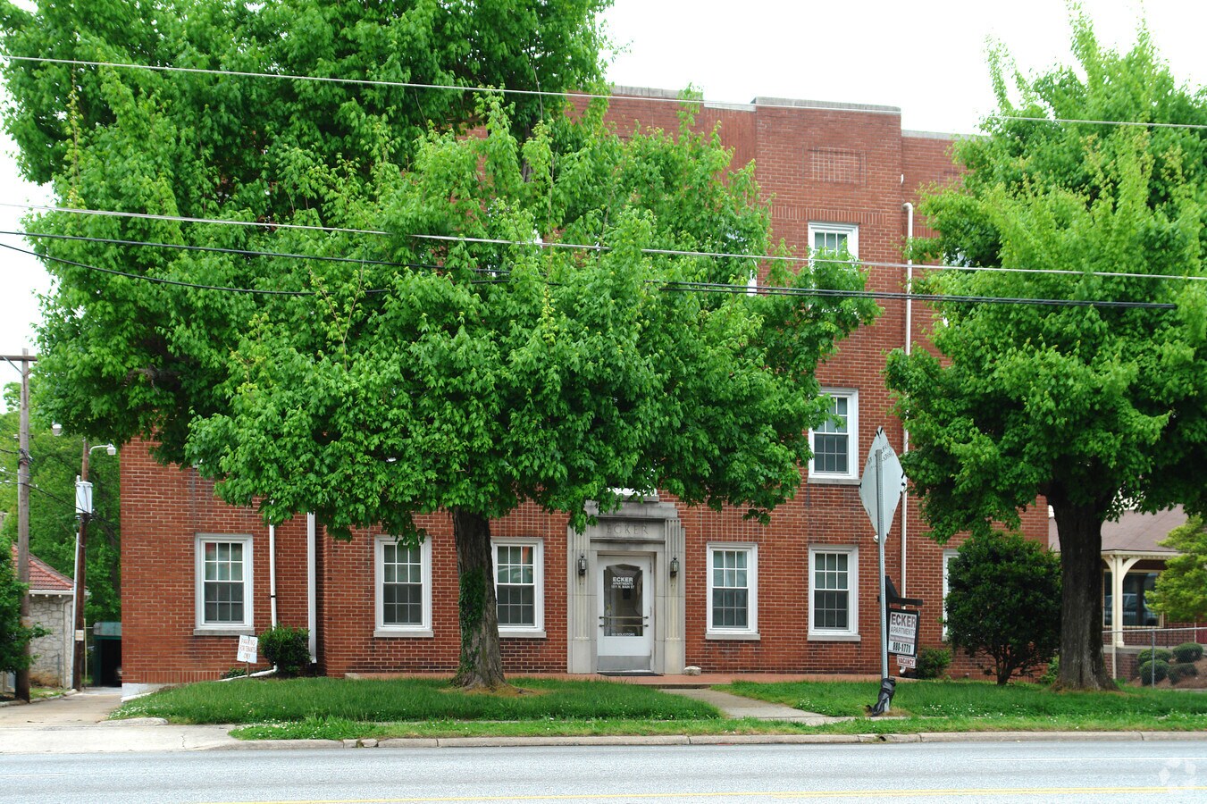 Ecker Apartments - Ecker Apartments