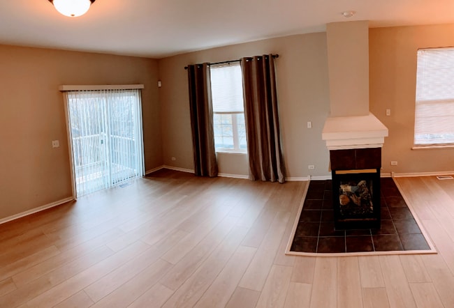 Photo - 775 Lewisburg Ln