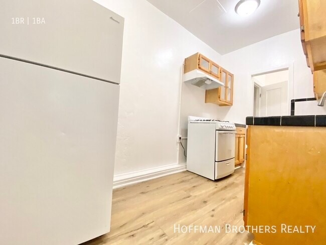 Photo - 706 Normandie Ave Unit 110A