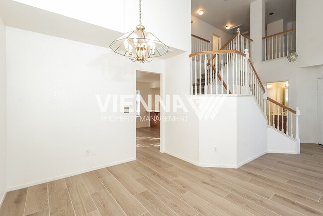 Photo - 8263 Windwood Way