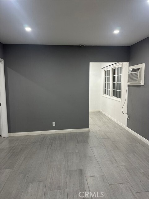 Photo - 433 N Basque Ave