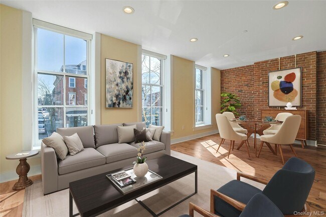 Photo - 19 Main St Unit 2