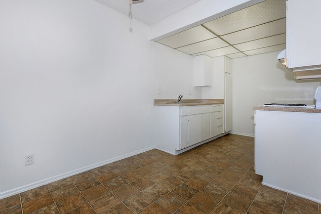 Photo - The Monrovia Apartment Homes