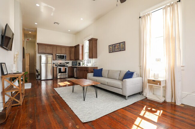 Photo - 2413 1st St Unit 2413