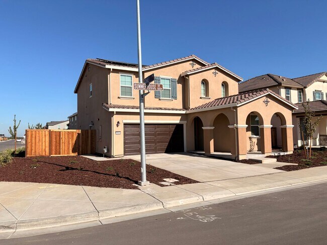 Photo - Beautiful 2 Story Home Ready To Be Home!