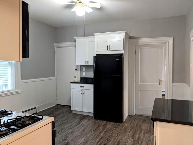 Photo - 21 Dane St Unit 1