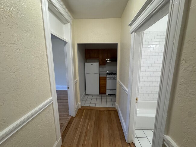 Photo - 1127 Commonwealth Ave Unidad 10