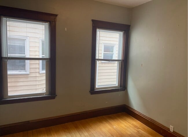 Photo - 61 Frederick Ave Unidad 1