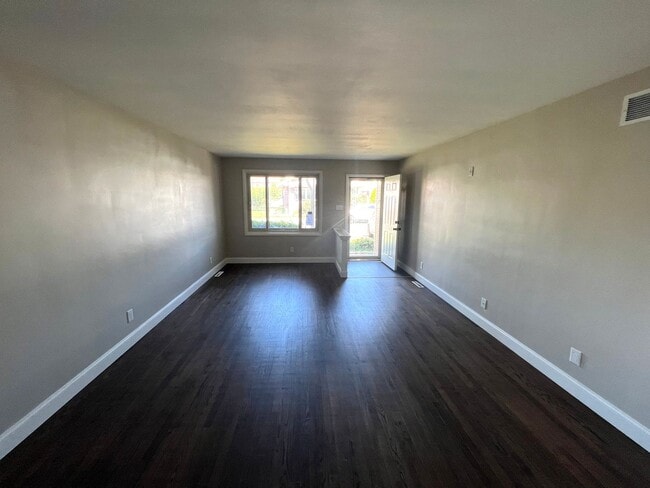 Photo - Stunning 3 Bed 1.5 Bath ranch available for rent in East Allentown