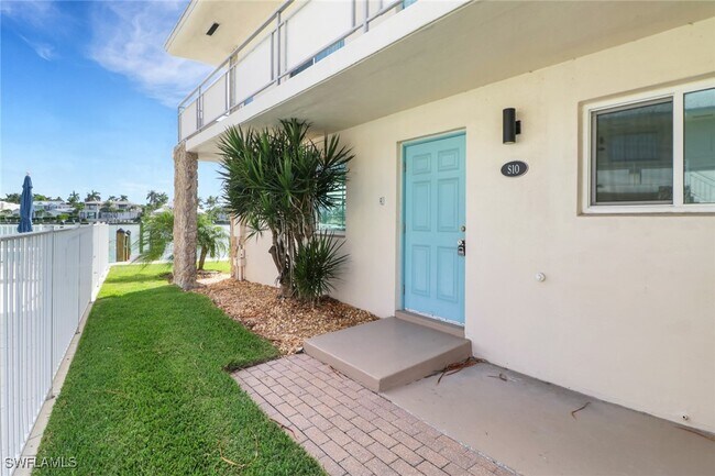 Photo - 2500 Gulf Shore Blvd N Unidad S10