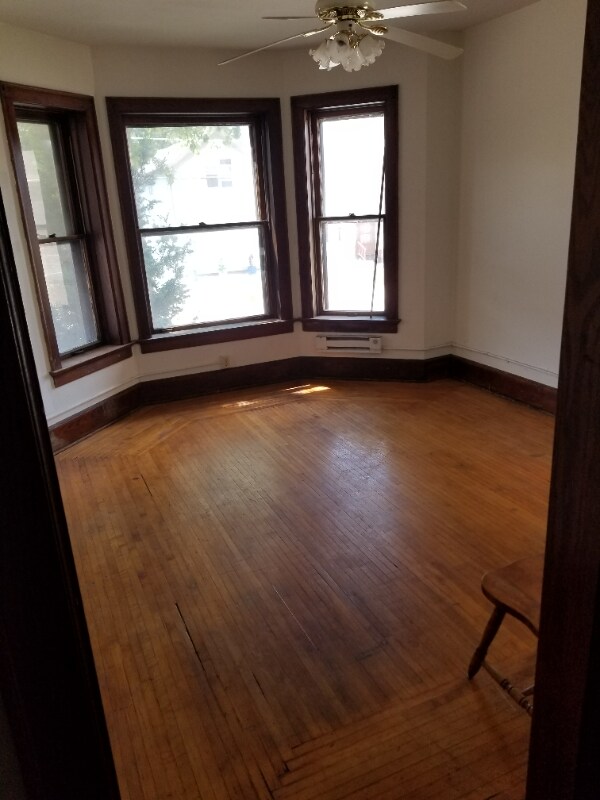 Photo - 314 E Chicago St Unidad 1