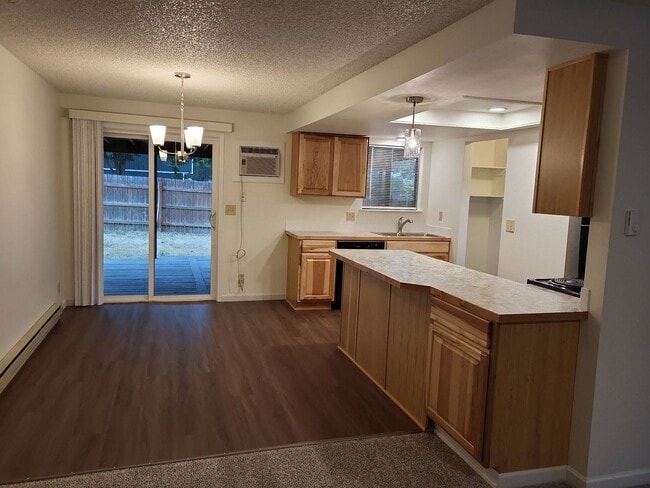 Photo - Hillview Duplex Unidad 9975 N. Hillview Drive Hayden, ID 83835