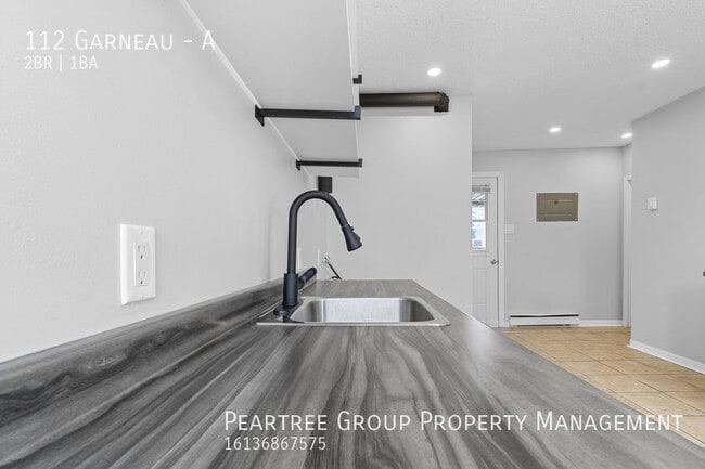Photo - 112 Garneau Unité A