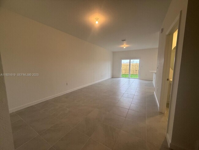 Photo - 2746 SE 24th Terrace