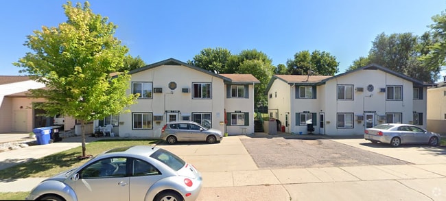 Building Photo - 1112 S Blaine Ave Rental