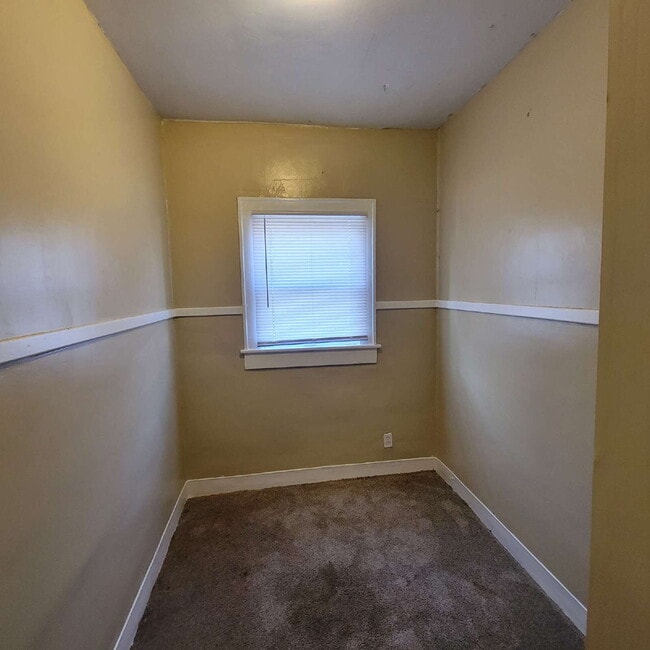 Photo - Near West / Bike to Downtown