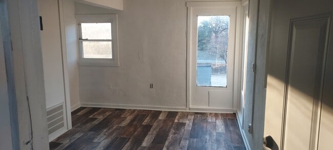 Photo - 2802 S Main St Unit #3