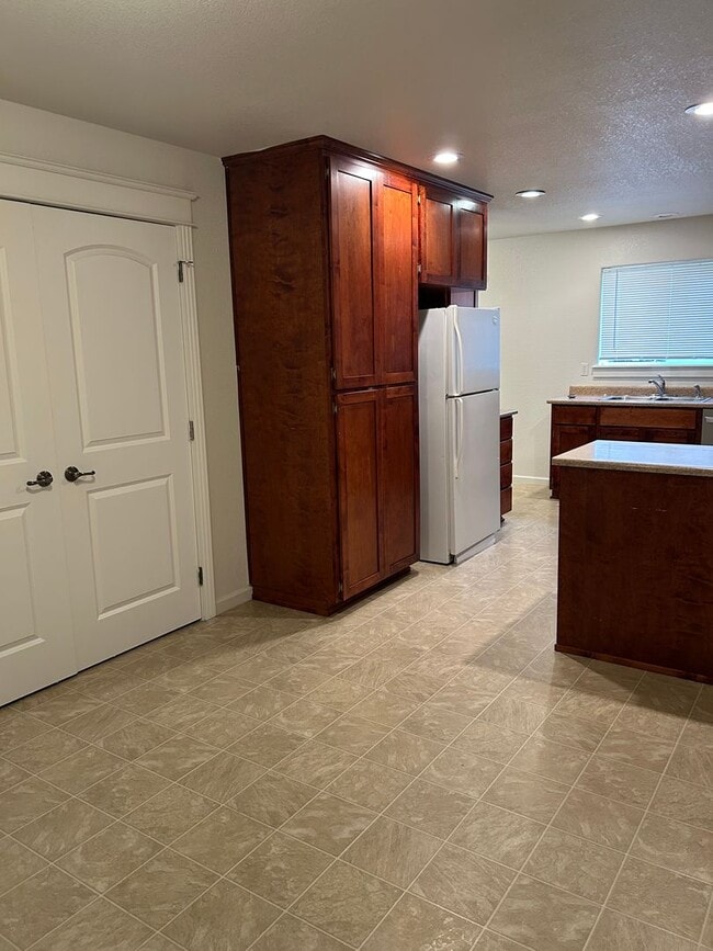 Photo - 3 Bedroom 2.5 Bath Duplex