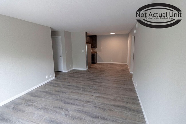 Photo - 3408 Balboa Ln Unit B 32