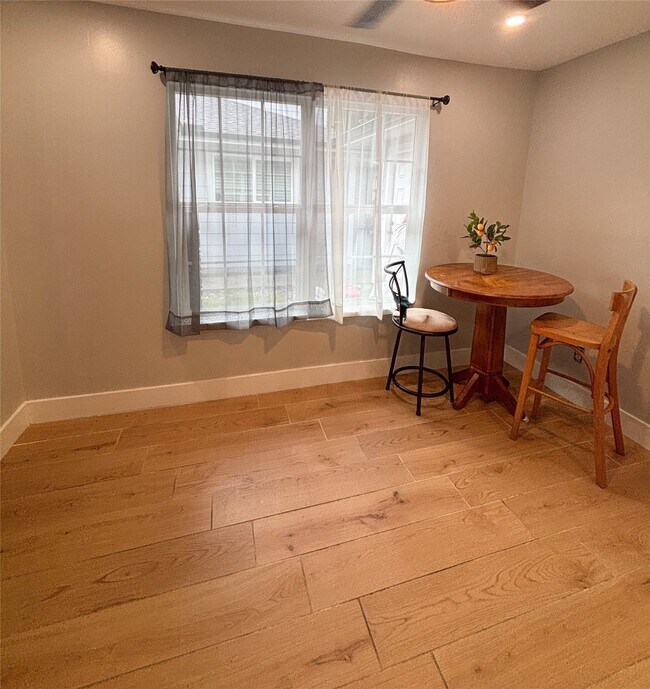 Photo - 6803 Marta Dr