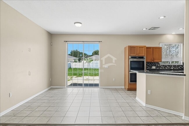 11112 Silver Fern Way
